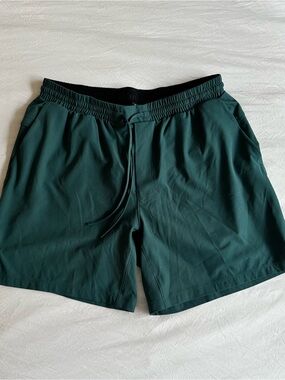 Lululemon Men's Pool Short 7" Lined - Forest Green Size L